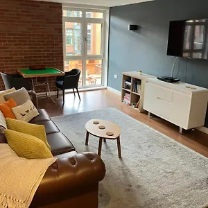  Apartment Corner House In
